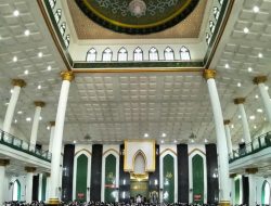 Masjid-masjid Penuh, Idul Adha di Ternate Khidmat