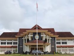 Diduga Karena Dendam Politik, Tiga Guru SD di Halteng Dimutasi