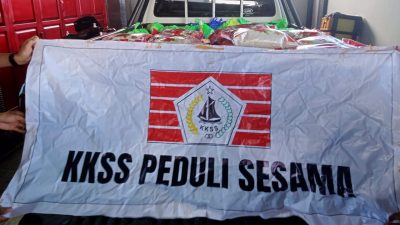 KKSS Kabupaten Sula Bagi Sembako ke Masyarakat