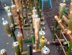 Jelang Ela-ela, Obor dan Lampu Pelita Laris Manis