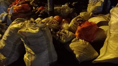 Mobil Pengangkut Rusak, Sampah Menumpuk di Pusat Kota Ternate