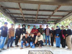 Pemilik Nuansa Media Grup Tanam Bibit Mangrove di Halmahera Barat