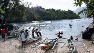 Fasilitas di Pantai Sulamadaha Mulai Dibenahi