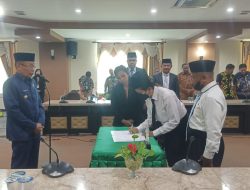 Lantik 5 Pejabat, Frans Minta Pimpinan SKPD Benahi Kinerja