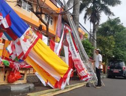 Di Kota Ternate, Jual Bambu pun Laris