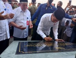 Masih Tunggak Utang Miliaran, Masjid Raya Sofifi Diresmikan Presiden