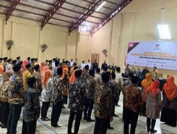 KPU Sula Lantik 60 Anggota PPK Pemilu 2024