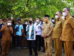 Menteri KKP Ingin Jadikan Halbar Sebagai Pusat Budidaya Rumput Laut