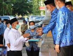 Serahkan SK 80 Persen, Bupati Halbar Ingatkan CPNS Jangan Mudah Pindah