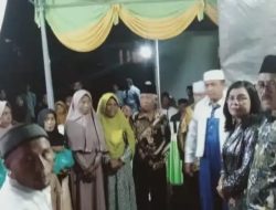 Hadiri Peringatan Maulid, Bupati Halbar Salurkan Sembako untuk Janda dan Anak Yatim