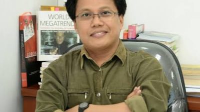 Kota, Dusta, dan Karakter