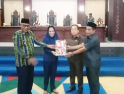 Bupati Fifian Serahkan LKPJ Tahun 2022 ke DPRD Sula