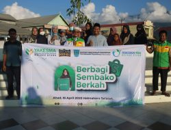 Yakesma Halsel dan Ikatan Fisioterapi Berbagi 25 Paket Sembako untuk Keluarga Duafa