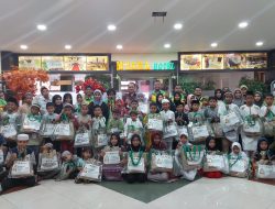 Yakesma Maluku Utara Bahagiakan 50 Anak Yatim dengan Shopping Bareng