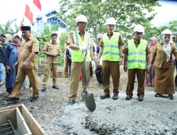 Wali Kota Ternate Letakkan Batu Pertama Penataan Kawasan Kumuh di Kasturian