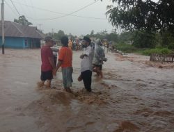 Kali Waisenga Meluap, Puluhan Rumah Warga di Sula Terendam Banjir