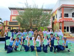 Kadisdik Ternate Serahkan Penghargaan bagi Pemenang O2SN Tingkat SMP