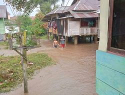 Ratusan Rumah Warga Desa Geltoli Terendam Banjir