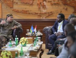 Gus Halim Kenalkan Batik dan Makanan Desa ke Delegasi Rwanda