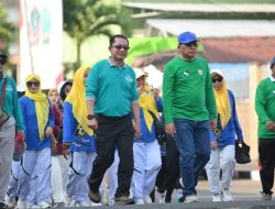 Sekjen Taufik Hadiri Jalan Sehat dalam Rangka Milad 70 Tahun SMANSA Ternate