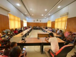 Bupati Halbar Diduga Lindungi Kades Selingkuh, Warga Mengadu ke DPRD