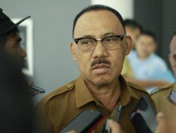 Pemkab dan KPU Halmahera Barat Teken NPHD Pilkada 2024