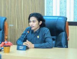 Bawaslu Halmahera Barat Ingatkan ASN Hindari Foto Pakai Simbol Jari