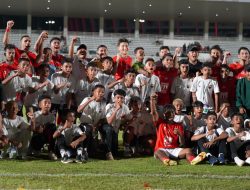 Pangkostrad Dukung Pengembangan Sepak Bola Maluku Utara