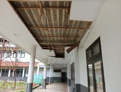 Plafon Kantor Bupati Halmahera Barat Terbengkalai, Anggaran Perawatan Dipertanyakan