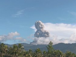 Gunung Dukono Kembali Erupsi, Warga Diimbau Jauhi Radius 3 Km