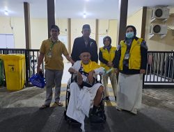 Sempat Dirawat, Satu Calon Haji Halmahera Utara Akhirnya Terbang ke Tanah Suci