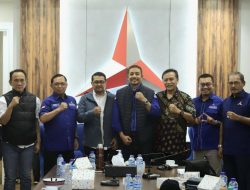 Demokrat Beri Surat Tugas untuk Para Calon Kepala Daerah di Maluku Utara