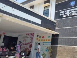 Warga Keluhkan Pelayanan Buruk Dukcapil Ternate