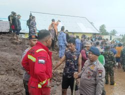 Haji Robert Terjunkan Tim ERT Bantu Korban Banjir Bandang di Ternate