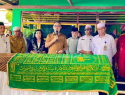 Jadi Korban Banjir Bandang, Jenazah Kepala KUA Sahu Timur Dilepas Bupati Halbar