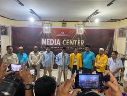 Giliran Bahrain-Umar Mendaftar ke KPU Halmahera Selatan