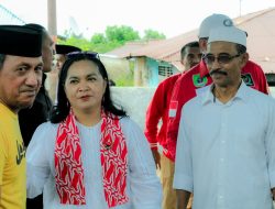 Sebelum ke KPU, Juliche-Bustamin Sambangi Rumah Duka Korban Banjir Ternate