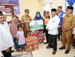 Wali Kota Ternate Serahkan Bantuan untuk Korban Bencana Rua