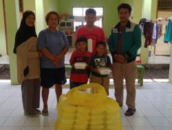 KAMMI Maluku Utara Salurkan Bantuan kepada Pengungsi Banjir Bandang Rua