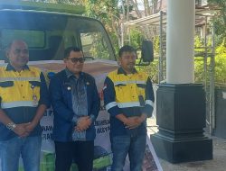 PT HSM Serahkan Bantuan Truk Sampah ke Pemkab Halmahera Tengah
