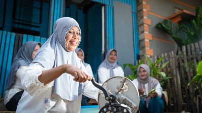 Kisah Inspiratif Mama Cahya Gagas UMKM di Kawasi, Punya Penghasilan Besar Sejak Dibina oleh CSR Harita Nickel