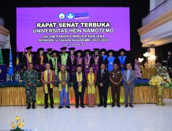 135 Mahasiswa Unhena Diwisuda, Rektor Berharap Lulusan Terus Berinovasi