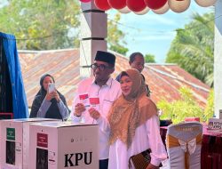 Sultan Husain usai Nyoblos Bareng Keluarga: Tetap Jaga Persaudaraan