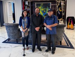 Temui Surya Paloh, Sherly-Sarbin Dititipi Bangun Maluku Utara yang Lebih Baik