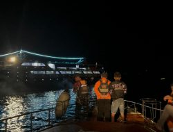 KM Aksar Saputra 07 Tabrak Pulau di Halmahera Selatan, Ratusan Penumpang Dievakuasi
