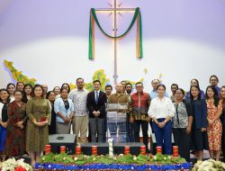 Karyawan NHM Rayakan Natal dengan Penuh Sukacita dan Kesederhanaan