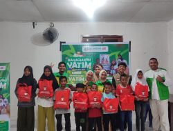 Yakesma Malut Beri Bingkisan Perlengkapan Sekolah untuk Yatim di Morotai