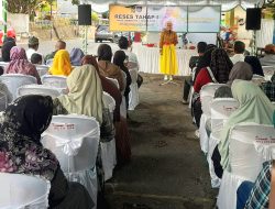 Reses Perdana, Irawati Siap Perjuangkan Usulan Warga Ternate