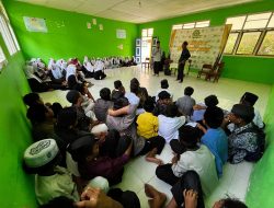 Antusias Siswa MTs 2 Haltim Ikuti Pesantren Ramadan