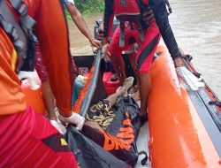 Terseret Arus Sungai, Pemuda Halut Ditemukan Meninggal Dunia